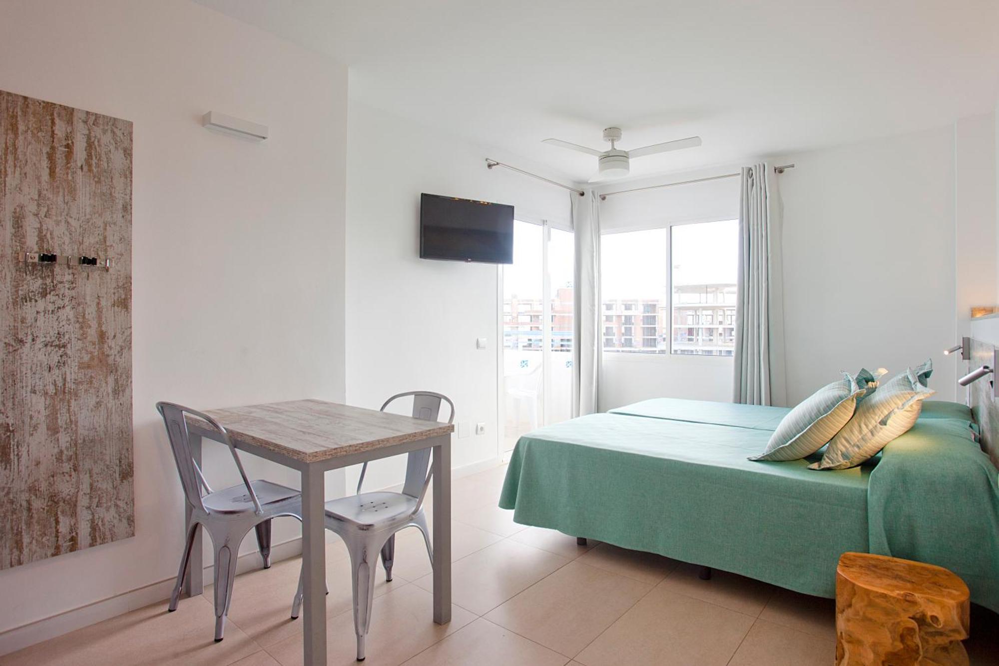 Playa Bella Apartments San Antonio  Room photo